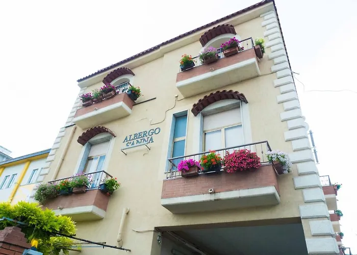 Albergo Sant\'Anna